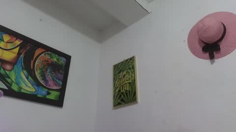 Snapshot of soy_isabel chatting on January 11, 2025, 3:13 am soy_isabel online show from January 11, 2025, 3:13 am