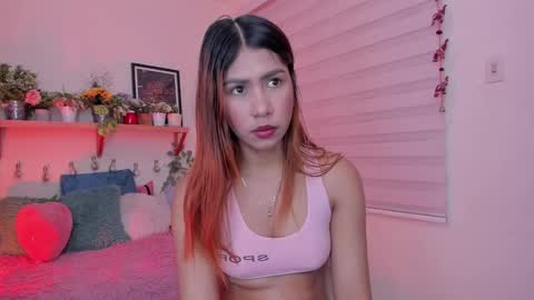 Snapshot of soy_sarah chatting on February 10, 2025, 5:58 am Sarah Valentina online show from February 10, 2025, 5:58 am