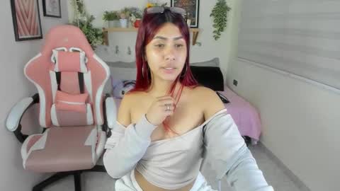 Snapshot of soy_sarah chatting on October 2, 2025, 11:39 am Sarah Valentina online show from October 2, 2025, 11:39 am