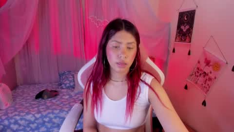 Snapshot of soy_sarah chatting on December 17, 2025, 1:55 am Sarah Valentina online show from December 17, 2025, 1:55 am