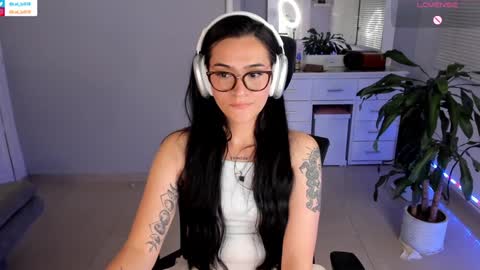 Luisa    online show from January 19, 2025, 11:43 pm