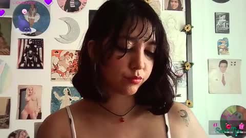 Nana Bela  online show from February 20, 2025, 2:46 pm