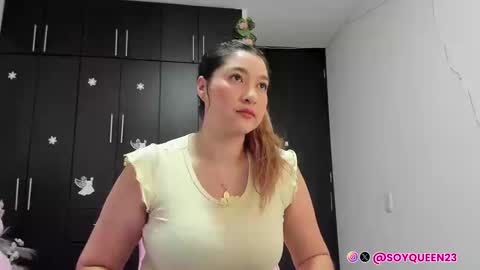 SoyQueen online show from September 10, 2025, 4:56 am