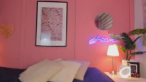 Snapshot of soysaraa_ chatting on September 10, 2025, 6:13 am Aleja online show from September 10, 2025, 6:13 am