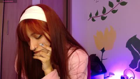 Snapshot of soysilvanna_ chatting on January 7, 2025, 5:33 am online show from January 7, 2025, 5:33 am