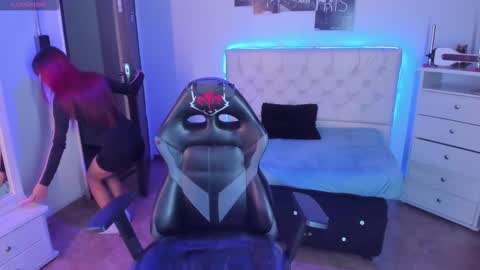 Snapshot of soysilvanna_ chatting on September 26, 2025, 12:25 am online show from September 26, 2025, 12:25 am