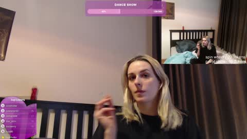 Snapshot of spacegirl42o chatting on December 25, 2024, 3:38 pm Spacegirl online show from December 25, 2024, 3:38 pm