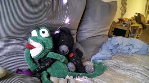 Snapshot of spacegirl42o chatting on December 30, 2024, 12:31 pm Spacegirl online show from December 30, 2024, 12:31 pm