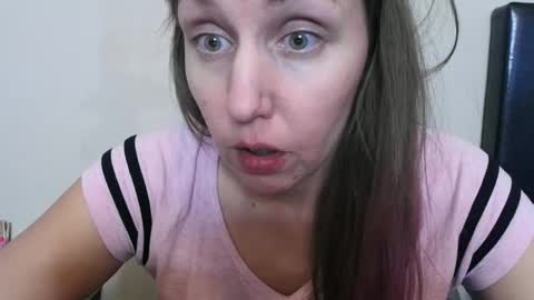 Tip 1 token  Follow me on instagram  Sparkle pinuppp online show from February 7, 2025, 8:33 am