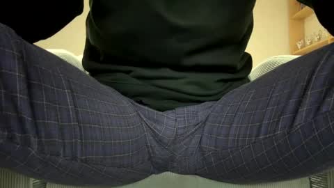 Snapshot of specialll27 chatting on February 19, 2025, 10:42 pm Dany online show from February 19, 2025, 10:42 pm