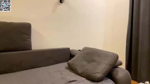 Alex online show from October 8, 2025, 8:39 pm