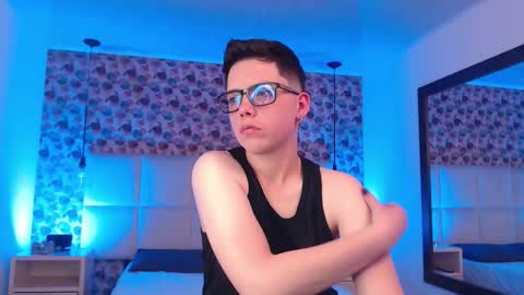 spencerm_ online show from November 1, 2025, 7:38 pm