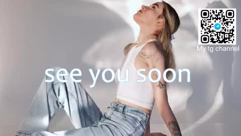 your sweet Jessy online show from September 15, 2025, 11:43 am