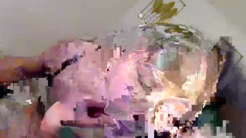 Alora online show from January 16, 2025, 2:41 pm