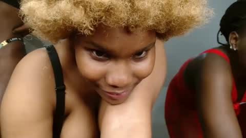 Snapshot of spicy_suzzy chatting on October 14, 2025, 11:05 pm Spicy online show from October 14, 2025, 11:05 pm