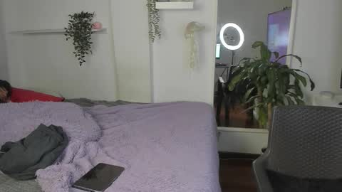 spider_baby_ online show from December 5, 2025, 12:52 am