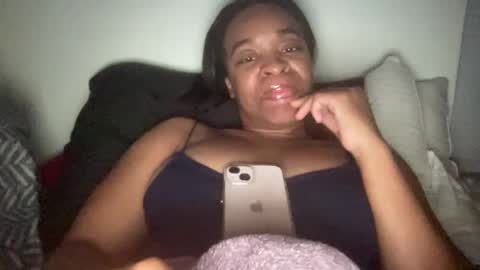 Snapshot of spinprincess_ chatting on December 21, 2024, 7:35 am Spinerina online show from December 21, 2024, 7:35 am