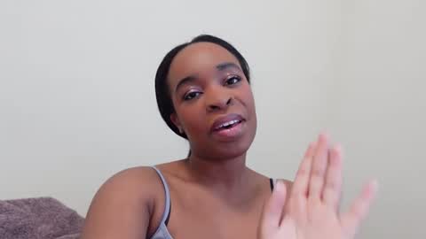 Snapshot of spinprincess_ chatting on December 26, 2024, 9:47 pm Spinerina online show from December 26, 2024, 9:47 pm