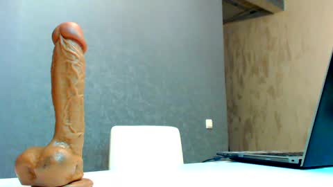 Lilith online show from March 9, 2025, 9:36 pm