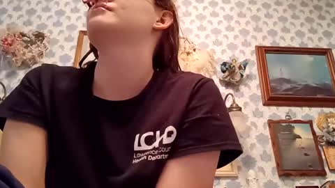 spoiledprincess4 online show from February 19, 2025, 12:14 am