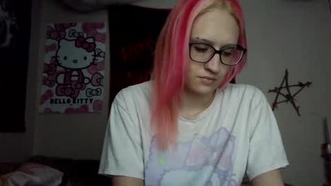 spoiledprincess4 online show from November 8, 2025, 11:21 am