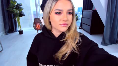 Anna online show from February 6, 2025, 12:16 pm