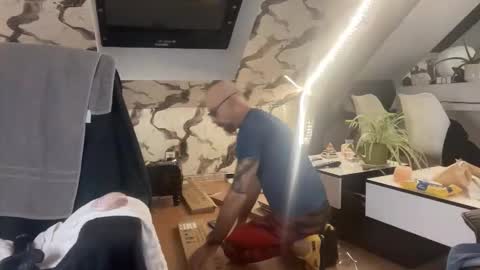 Snapshot of sportman66paris4 chatting on December 17, 2025, 5:41 pm sportman66paris4 online show from December 17, 2025, 5:41 pm