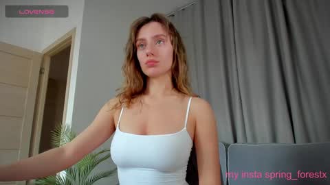 Snapshot of spring_forestx chatting on March 4, 2025, 11:19 am Lilly online Monday - Friday ask time in pm online show from March 4, 2025, 11:19 am