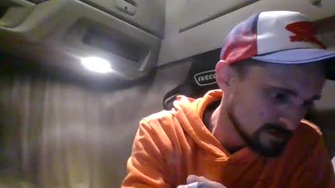 spyco82 online show from November 25, 2025, 4:51 pm