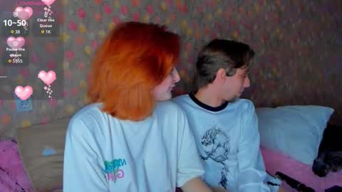 squirrel_bunny online show from December 17, 2025, 4:02 pm