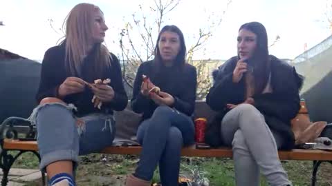 My name is Maya Lush is activeThere are legends that in this room all your wishes can come true  Private is Open online show from November 13, 2025, 7:18 am