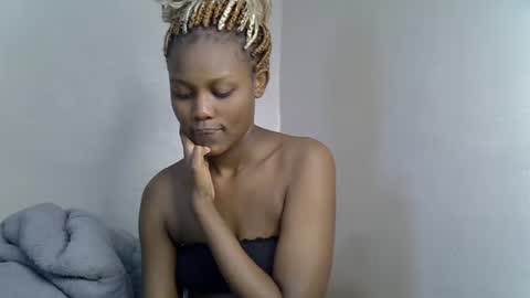 Tashy online show from October 20, 2025, 10:10 pm