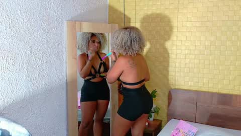 squirter_girl69 online show from January 17, 2025, 4:06 am