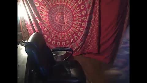 Snapshot of squirtingmama chatting on February 25, 2025, 5:41 am SquirtingMAMA online show from February 25, 2025, 5:41 am