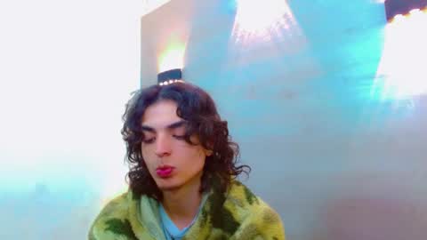 ethan online show from November 10, 2025, 2:38 pm