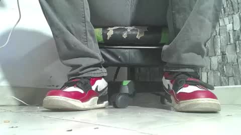 sr master cum its my old account online show from December 4, 2025, 2:32 am