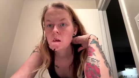 Snapshot of sriley386444137 chatting on December 23, 2024, 3:40 am sriley386444137 online show from December 23, 2024, 3:40 am