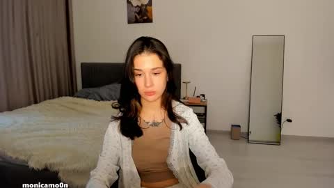 Hey guys i miss you so much  online show from January 27, 2025, 9:13 am