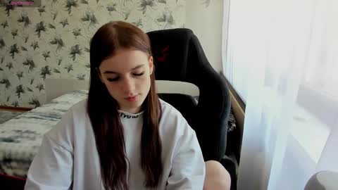 Stacey GMT5 Mo Tu We Th Fr Sa 3am -10am online show from December 27, 2024, 2:47 am