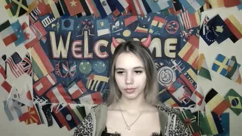 Stacy online show from October 31, 2025, 8:04 am