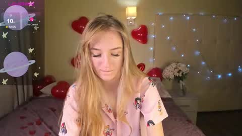 Snapshot of stacy_riiver chatting on February 14, 2025, 11:31 am Stacy Mon Tue Wed Thu Fri Sun GMT GMT 3 1000am - 0400pm  online show from February 14, 2025, 11:31 am