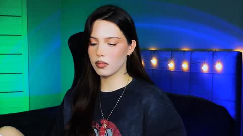 Snapshot of stacygonzales_ chatting on December 10, 2024, 9:44 am Bye bye dear See you on December 3st online show from December 10, 2024, 9:44 am