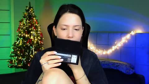 Snapshot of stacygonzales_ chatting on January 7, 2025, 6:05 am Bye bye dear See you on December 3st online show from January 7, 2025, 6:05 am