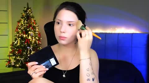 Snapshot of stacygonzales_ chatting on January 28, 2025, 7:32 am Bye bye dear See you on December 3st online show from January 28, 2025, 7:32 am
