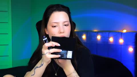 Snapshot of stacygonzales_ chatting on February 1, 2025, 6:43 am Bye bye dear See you on December 3st online show from February 1, 2025, 6:43 am