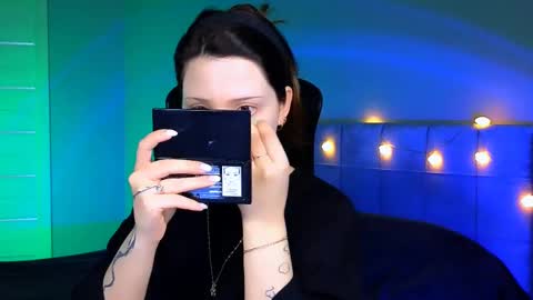 Snapshot of stacygonzales_ chatting on February 13, 2025, 6:41 am Bye bye dear See you on December 3st online show from February 13, 2025, 6:41 am