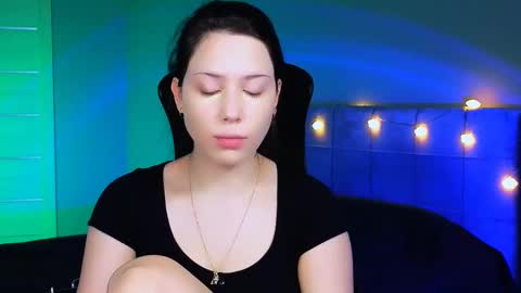 Snapshot of stacygonzales_ chatting on February 18, 2025, 6:26 am Bye bye dear See you on December 3st online show from February 18, 2025, 6:26 am
