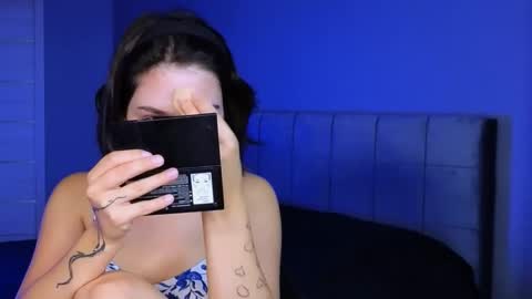 Snapshot of stacygonzales_ chatting on September 17, 2025, 11:34 am Bye bye dear See you on December 3st online show from September 17, 2025, 11:34 am