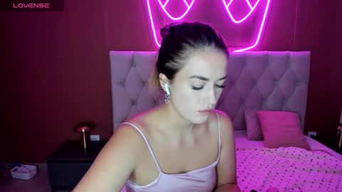 Snapshot of stacywells chatting on September 15, 2025, 1:27 am Stacy online show from September 15, 2025, 1:27 am