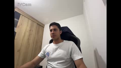 Snapshot of stan_will chatting on January 30, 2025, 4:37 am Stan online show from January 30, 2025, 4:37 am